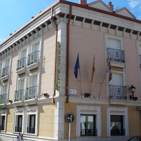 Hostal Virgen Del Villar Лагуна де Дуеро Екстериор снимка