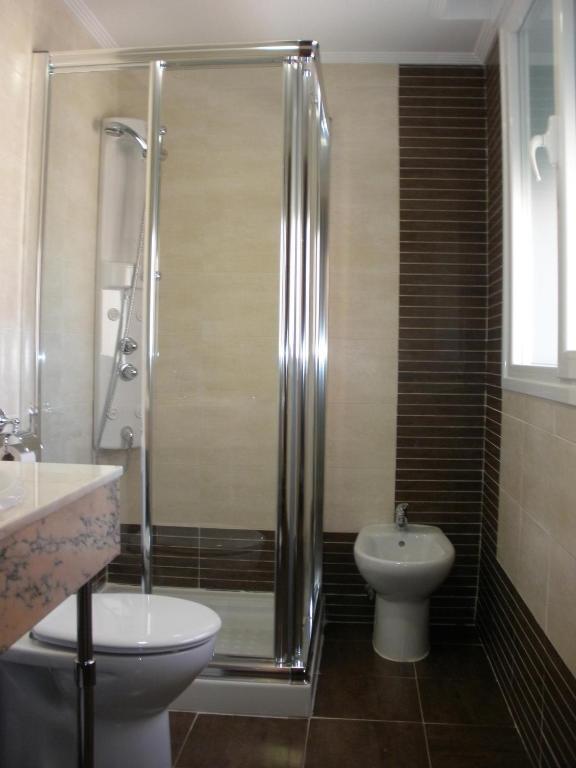 Hostal Virgen Del Villar Лагуна де Дуеро Стая снимка