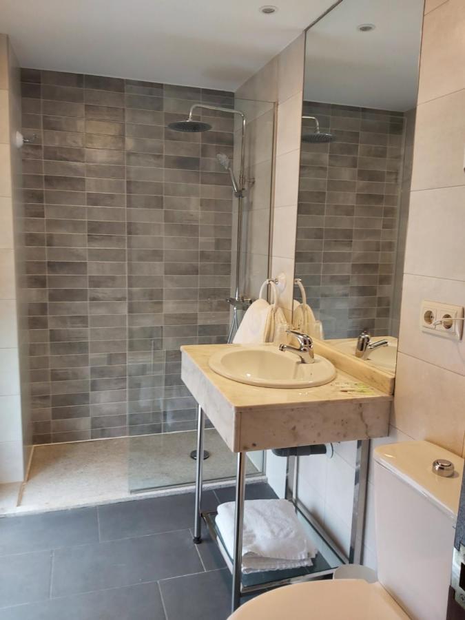 Hostal Virgen Del Villar Лагуна де Дуеро Екстериор снимка